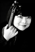 Violinist/Violist Yura Lee
