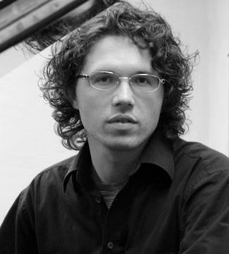 Pianist Jan Bratoz